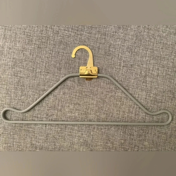 Louis Vuitton nylon garmet bag with hanger preowned - Picture 9 of 9